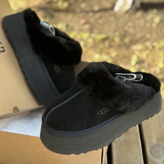 Зимние тапочки UGG Funkette Suede