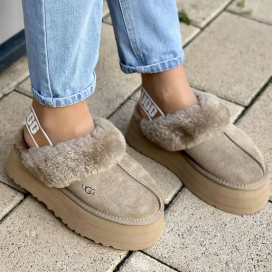 Зимние тапочки UGG Funkette Suede