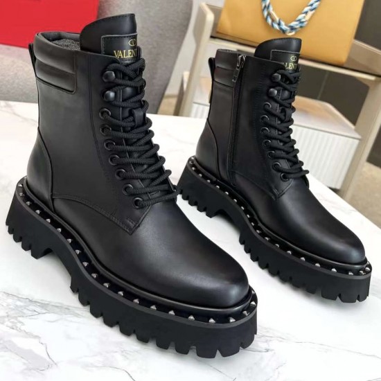 Ботинки Valentino Rockstud M-Way Beatle