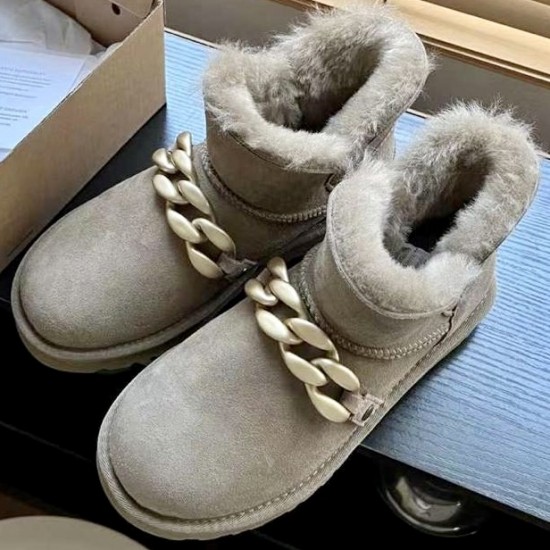 Зимние угги UGG с цепочкой