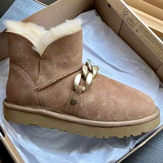 Зимние угги UGG с цепочкой