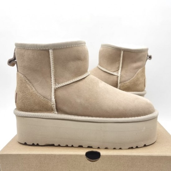 Зимние ботинки UGG на платформе