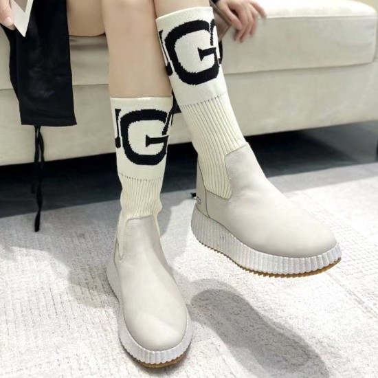 Текстильные ботинки UGG с логотипом