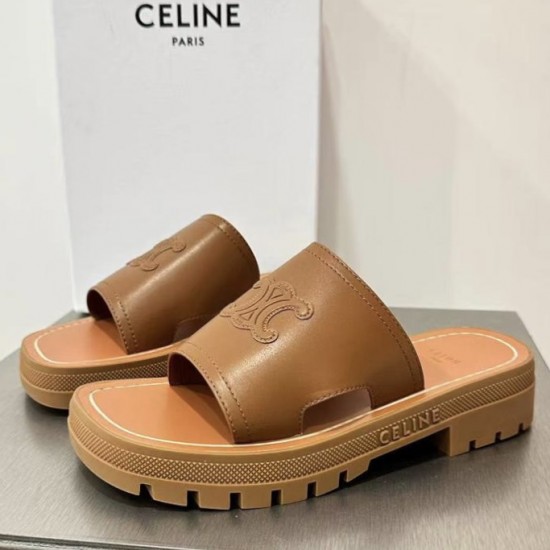 Сандалии Celine с эмблемой Triomphe