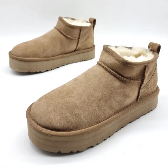 Зимние угги UGG Classic Ultra Mini