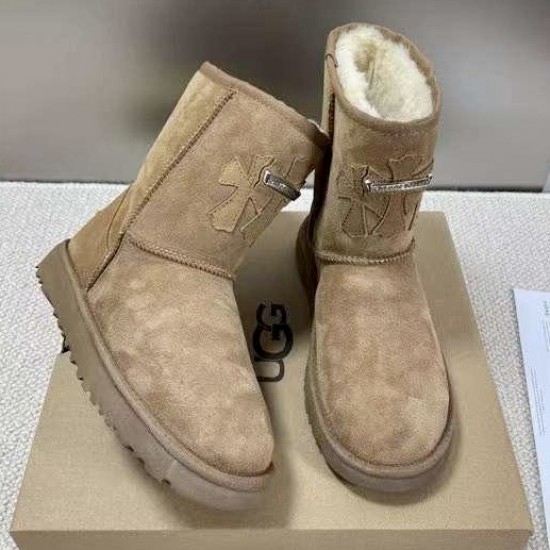 Зимние угги UGG Classic Short