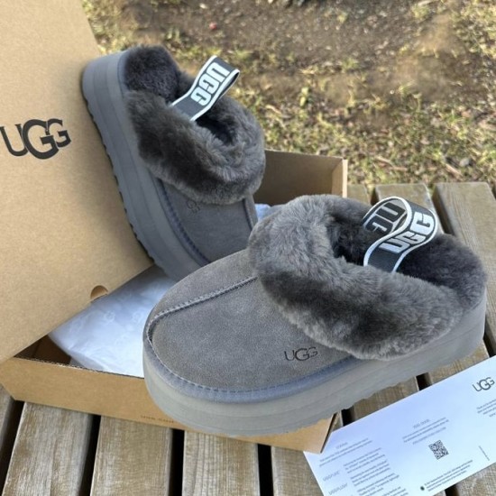 Зимние тапочки UGG Funkette Suede