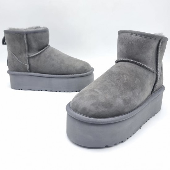 Зимние ботинки UGG на платформе