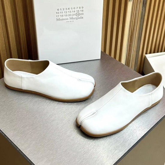 Кожаные слипоны Maison Margiela Tabi