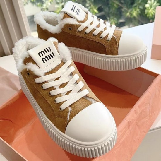 Зимние кроссовки Miu Miu из замши