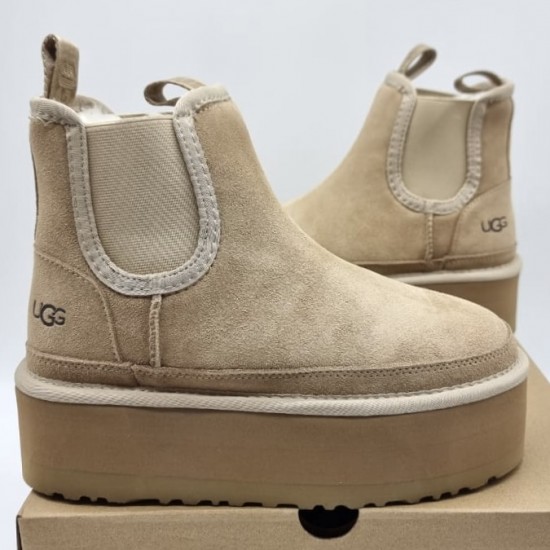 Зимние угги UGG Neumel на платформе