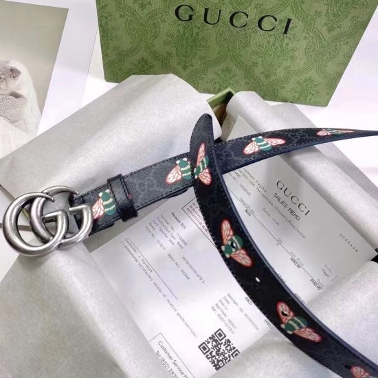 Ремень Gucci с монограммой GG и пчелой