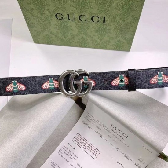 Ремень Gucci с монограммой GG и пчелой