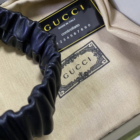 Ремень Gucci с фактурной пряжкой