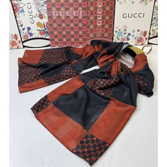 Платок Gucci