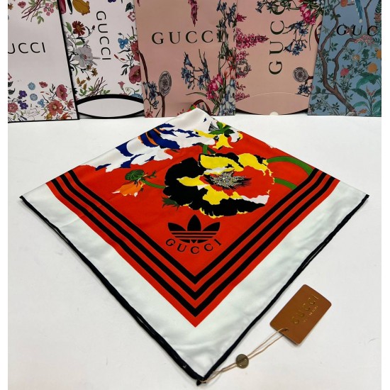 Платок Gucci