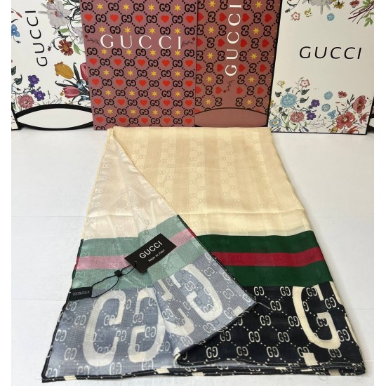 Платок Gucci