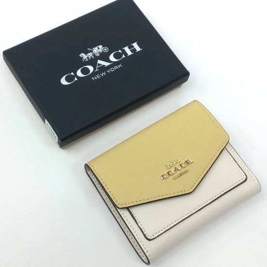 Кошелек Coach с откидным клапаном