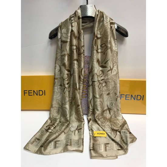 Платок Fendi