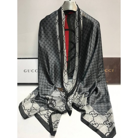 Платок Gucci