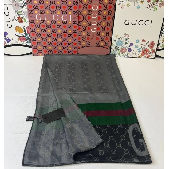 Платок Gucci