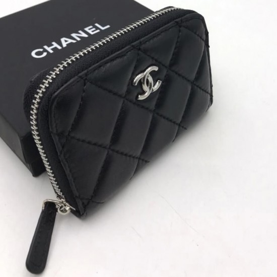 Кошелек Chanel mini на молнии из гладкой кожи с серебристой фурнитурой