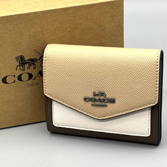 Кошелек Coach с откидным клапаном