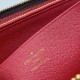 Кошелек Louis Vuitton Zippy из капсульной коллекции Рождество 2021