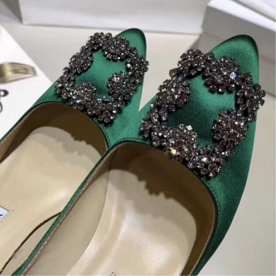 Атласные туфли-лодочки Manolo Blahnik Hangisi 90 с пряжкой