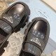 Кожаные лоферы Prada