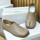 Лоферы Кожаные слипоны Maison Margiela Tabi