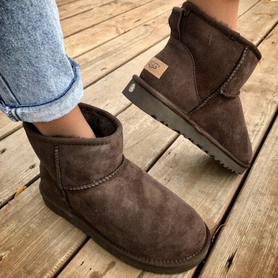 Зимние угги UGG Classic Mini