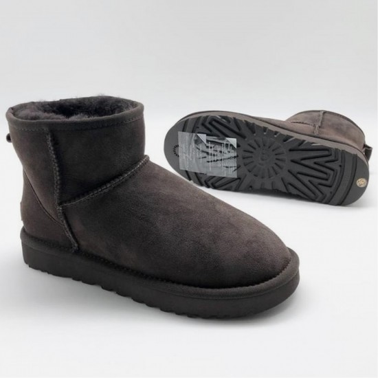 Зимние угги UGG Classic Mini