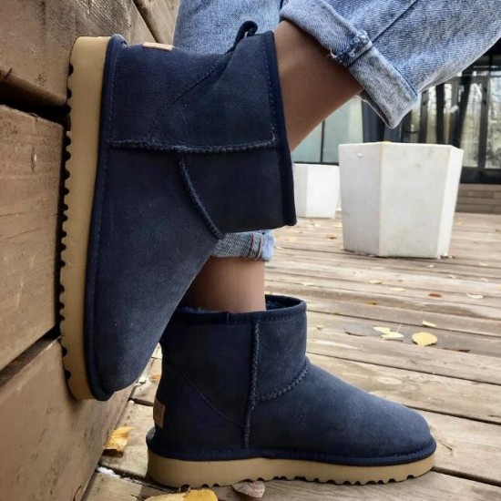 Зимние угги UGG Classic Mini