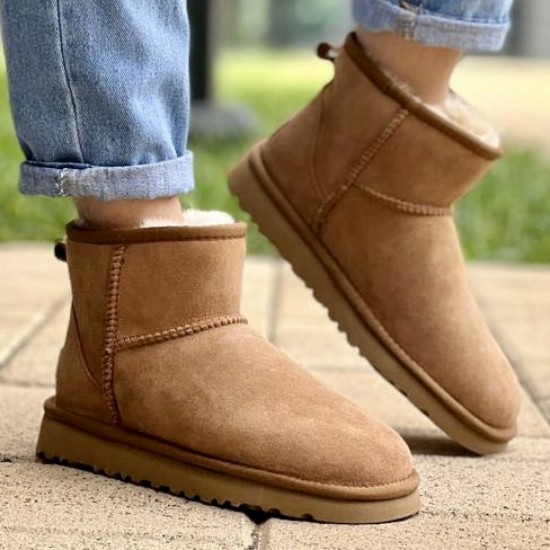 Зимние угги UGG Classic Mini