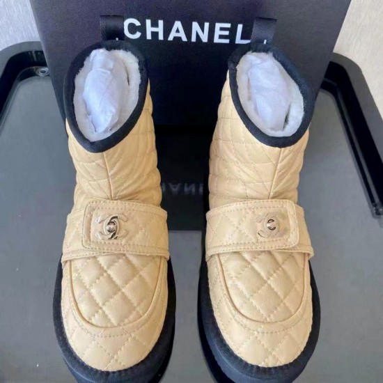 Зимние угги Chanel стеганные