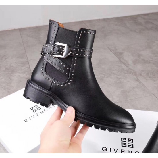 Ботинки Givenchy Elegant Studs
