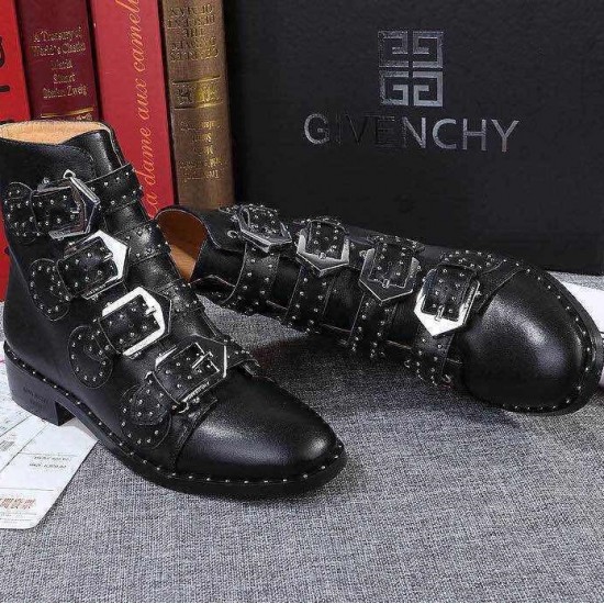 Кожаные ботинки Elegant Studs с заклепками GIVENCHY