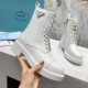 Ботинки Prada со шнуровкой белые