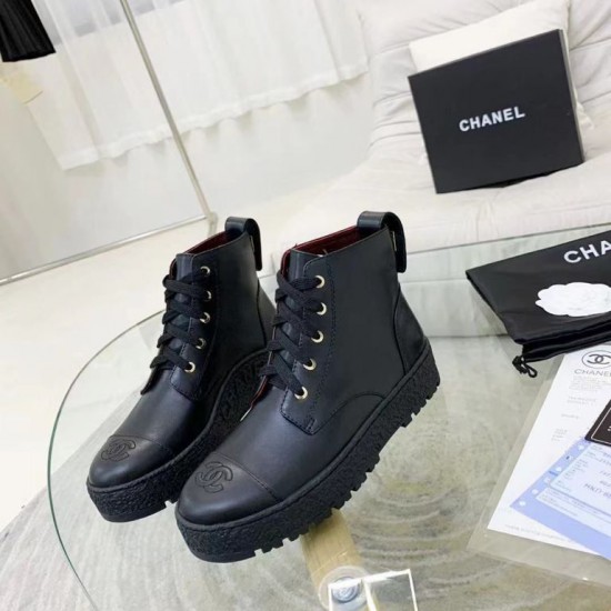 Ботинки Chanel на шнуровке чёрные