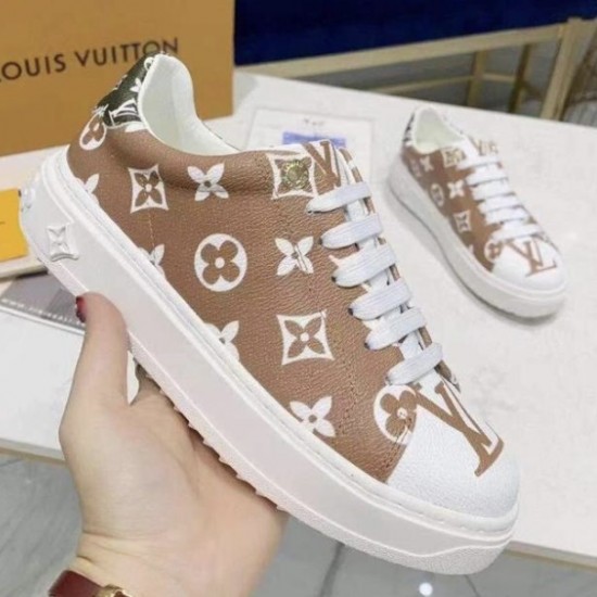 Кеды бежевые с эмблемой LOUIS VUITTON TIME OUT SNEAKER