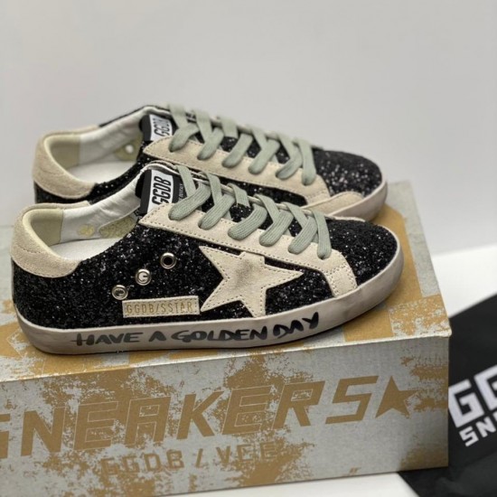 Сникеры Golden Goose Super-Stars с чёрными блёстками