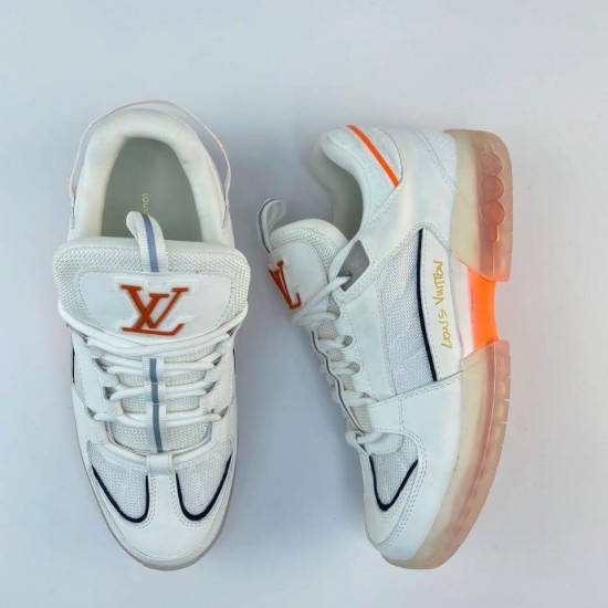 Кроссовки Louis Vuitton белые с оранжевой отделкой