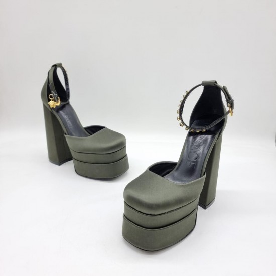 Туфли Versace на платформе Medusa Aevitas серо-зелёные