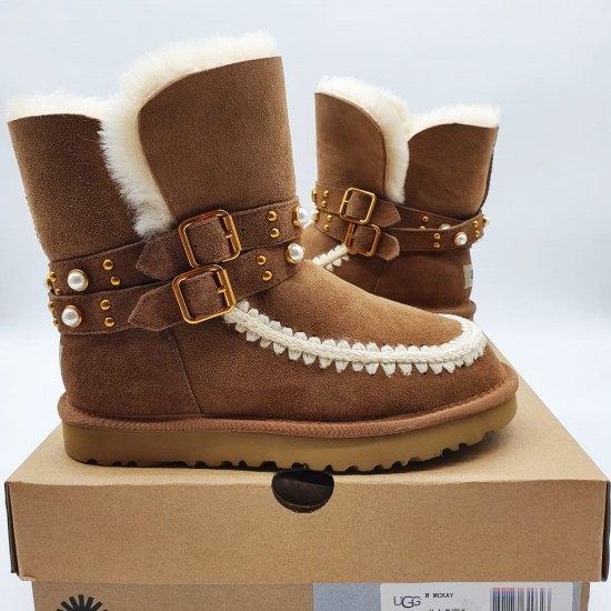 Угги с пряжками и бусинами UGG