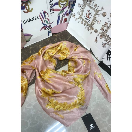Шёлковый платок Chanel розовый