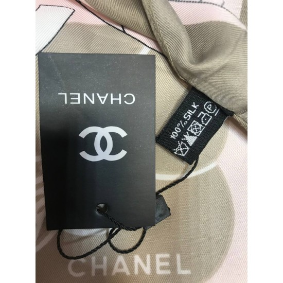 Шёлковый платок Chanel бледно-розовый