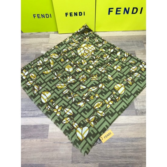 Платок Fendi с цветочным принтом FF