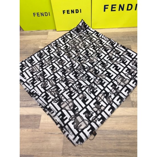 Платок Fendi с цветочным принтом FF