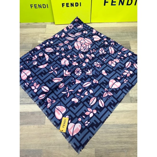 Платок Fendi с цветочным принтом FF